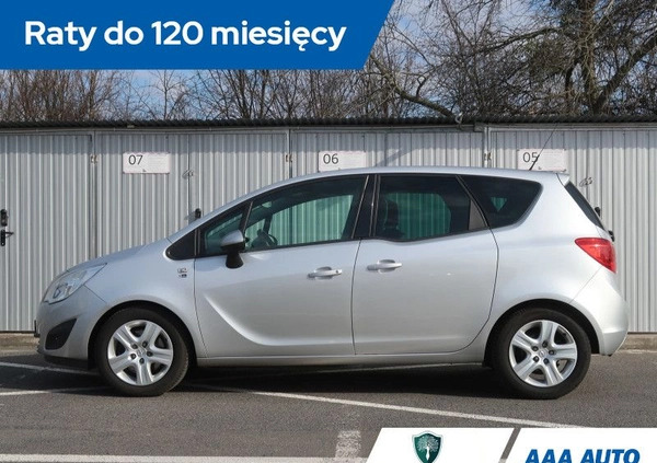 Opel Meriva cena 26000 przebieg: 158060, rok produkcji 2012 z Dębno małe 254